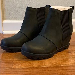 BRAND NEW Joan of arctic wedge II Chelsea